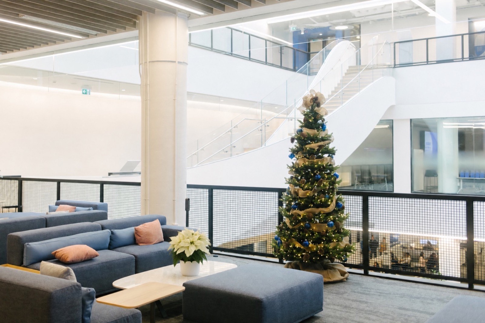 Office Christmas Decorations: 7 Ideas That Survive a Real Workday